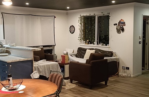 Glen Eden House | Cozy self contained cabin (Please note the listing is just for the cabin)