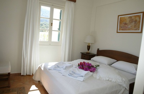 Leros Hotel | Crithoni's Paradise Hotel