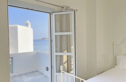 Astypalaia House | Cycladic beach house with a view - Andromeda