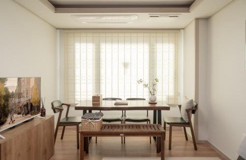Ssangmun-dong Villa | #ddingsang stay#띵상스테이#신축#3Room 4Bed#Max 6P#풀옵션#무료주차#공항픽업#한방족욕#웰컴드링크#명동#서울역#동대문#Fully furnished apartment#Welcome Drink#Airport Pickup#Free Parking#Korean Foot bath