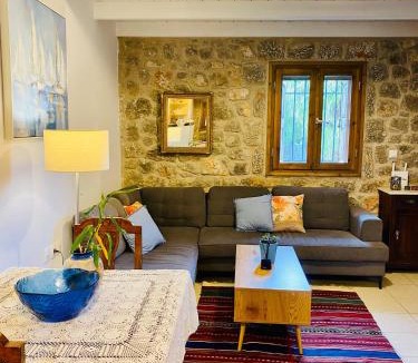 Galaxidi House | Delphi View!