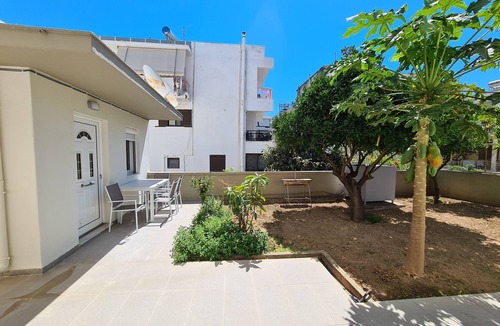 Rhodes Town House | Deluxe house, 5 min. walk from Old Town, Acropolis and city centre. Free Wi-Fi.