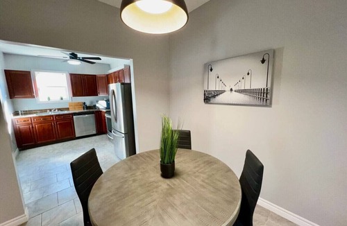 Moncton House | Downtown Oasis Moncton