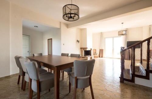 Gerakini Apartment | Duplex Gerakini Apartment with Pool