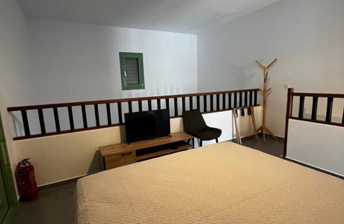 Aspous Apartment | Elaeagnus Apartments