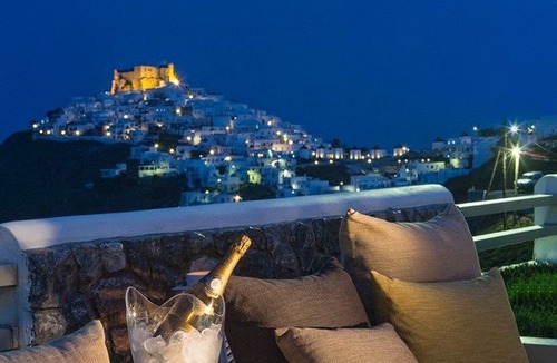 Astypalaia Villa | Elegant Astypalaia Villa | Villa Bianca | 2 Bedrooms | Hot Tub & Beautiful Sea