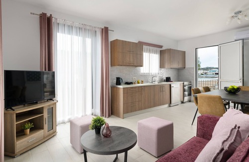 Stegna Apartment | Elysian Luxury Residence -Melia