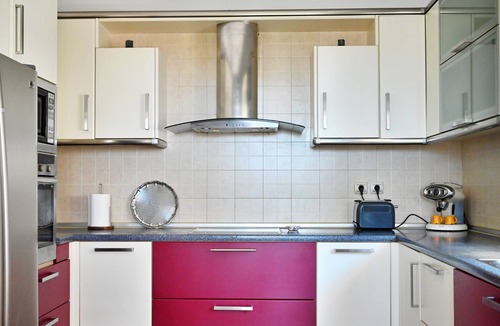 Petaloudes Apartment | ✨ Erato Superior Suite: Your Modern Oasis 🏛️