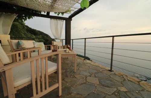Tsagarada House | Fakistra's Blue House