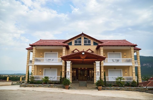 Kalambaka Apartment | Famissi Suites 4