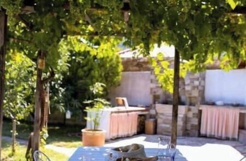 Volos House | Filoxenia-Drakeia