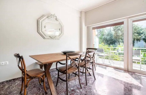 Palaio Faliro Apartment | Flisvos Marina park view apartment
