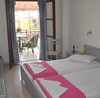 Ireon Apartment | Friendly Studios