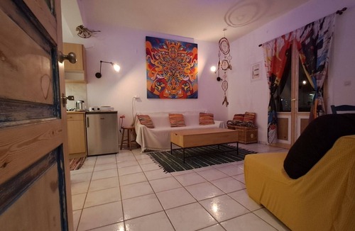 Megas Gialos House | 'Fun' with Shared Garden and Wi-Fi