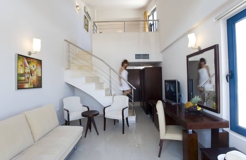 Kato Stalos Resort | Galini Sea View