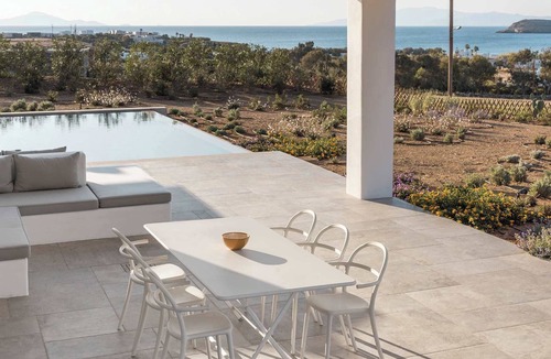Chrissi Akti Villa | Golden View Villas Paros, Villa Daphne