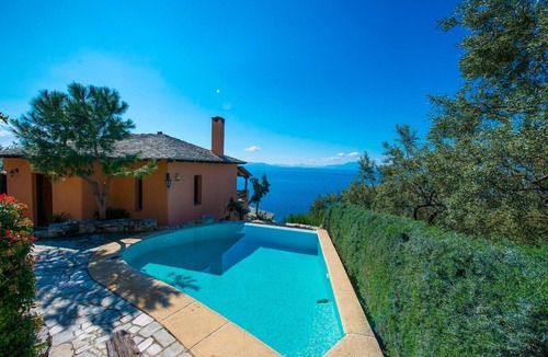 South Pelion Villa | Great Pelion Villa | Villa 2 Cypresses | 4 bedrooms | Private Pool | Aghios.