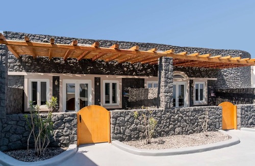 Imerovigli Villa | Great Santorini Villa | Villa Votsalo | Air Conditioning | Imerovigli