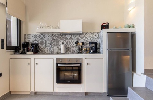 Tinos Town Apartment | Grey Pearl suite in Tinos