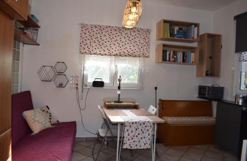 Gerakas Apartment | h2h Chris # Μικρό, φωτεινό & βολικό σπίτι