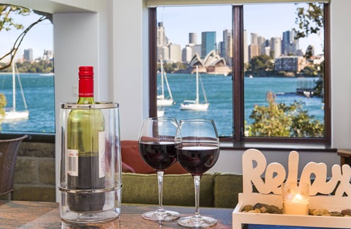 Cremorne Point Apartment | Harbourfront/Opera House and Harbour Views/Cremorne Point/Ferry