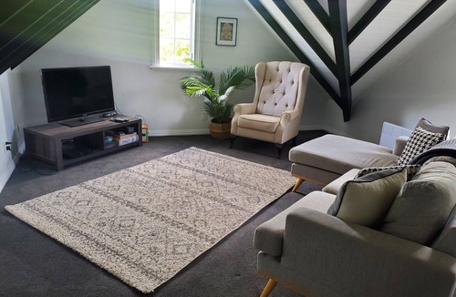 Onerahi House | Harbourside Accomodation, Onerahi, Whangarei