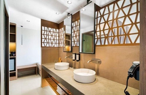 Pefki Hotel | Harmony E Rock Hotel