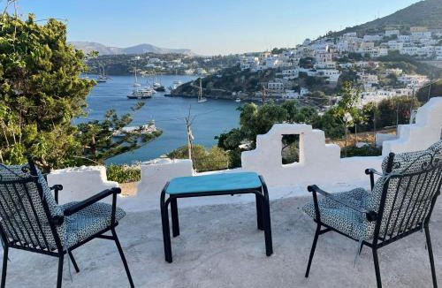 Panteli House | Hector -Sweet home with a beautiful view