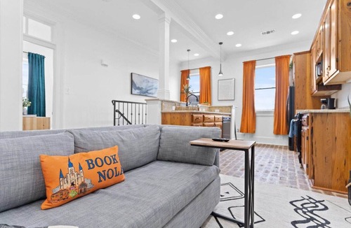 Mid-City Apartment | Historic 2BR Mid-City home with private balcony. Steps to streetcar, 10 mins to French Quarter.