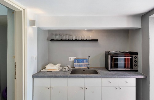 Aegiali House | Holiday Home 'Livadi House Amorgos' with Sea View, Wi-Fi and Air Conditioning