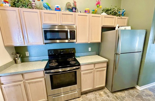 West Kissimmee House | 🥇Home Right Outside Disney World Parks. Sleeps 10. Free Pool Heat Sept-April
