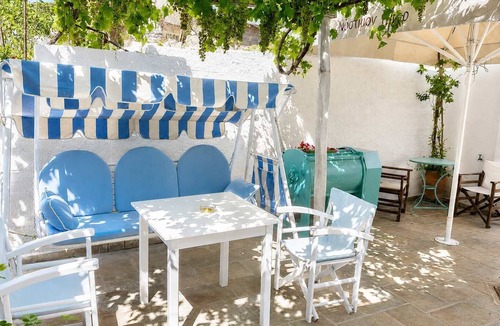 Skiros Apartment | Hotel Elena - Cozy Seaside Twin Suite in Skyros