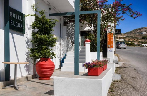 Skiros Apartment | Hotel Elena -Sunny Seaside Balcony Suite in Skyros