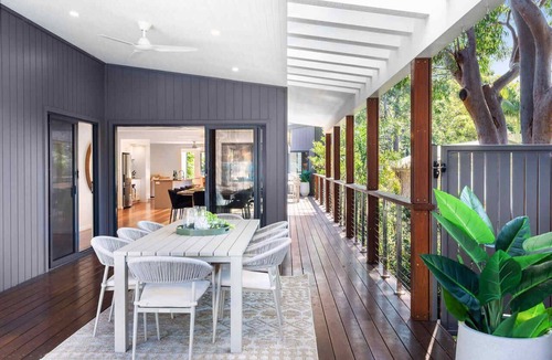 Macmasters Beach House | Infinity Pool · Walk to Beach · Sleeps 10