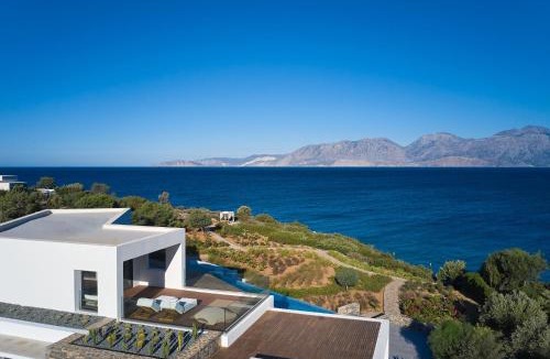 Ammoudara Villa | IREMIA SEAFRONT VILLA, Timeless Lifestyle