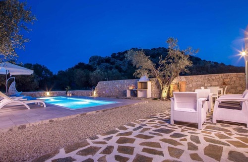 Kalathos House | Kalathos Dream - Blauer Traum by Interhome