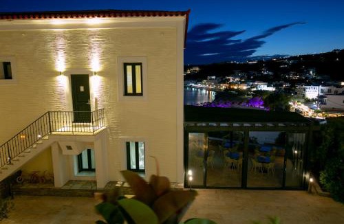 Mpatsi Hotel | Krinos Suites Andros