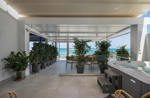 Kolymvari Apartment | Kyma Accommodation Beachfront apartments