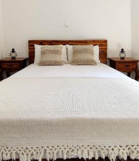 Aperathos House | Laina Traditional Guest House