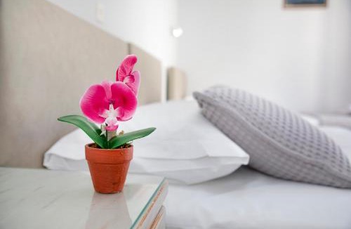 Parikia Hotel | LALOS Rooms