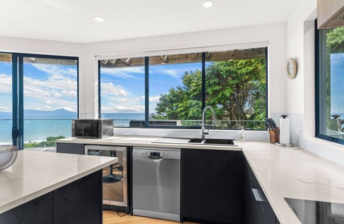 Langs Beach House | Langscape - Langs Beach Holiday Home