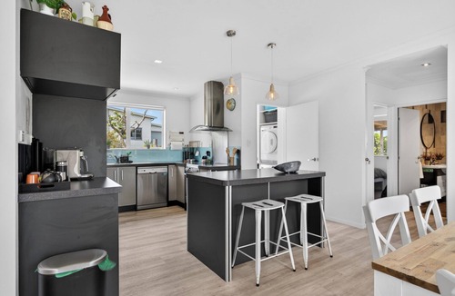 Mangawhai Cottage | Little Pearl of Vista Verano - Mangawhai Home