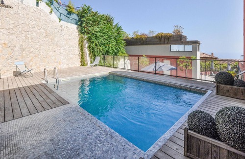 La Turbie Apartment | Lovely apartment in La Turbie with house sea view