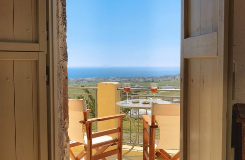 Episkopi Gonias Villa | Lovely Santorini Villa | Terrace House | 1 Bedroom | Private Balcony
