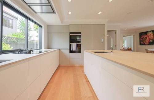 St. Heliers Apartment | Lux Living St Heliers|by Furnished Rentals