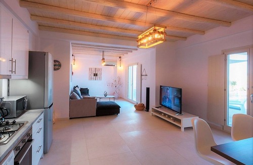 Drios Villa | Luxurious Paros Villa | 8 Bedrooms | Villa Horizon Retreat | Private Pool