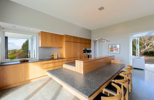 Snells Beach House | Luxury Coastal Retreat in Sandspit with Sea Views