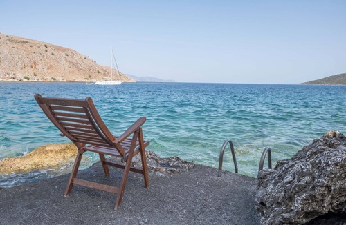 Galaxidi Villa | Meliti is a villa with a small garden with barbeque next to the sea