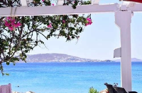 Agios Stefanos Apartment | Meltemi beach house by opus