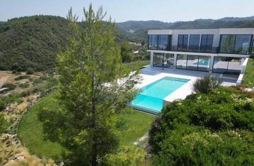 Pallini Villa | Moneyfastor Villa
